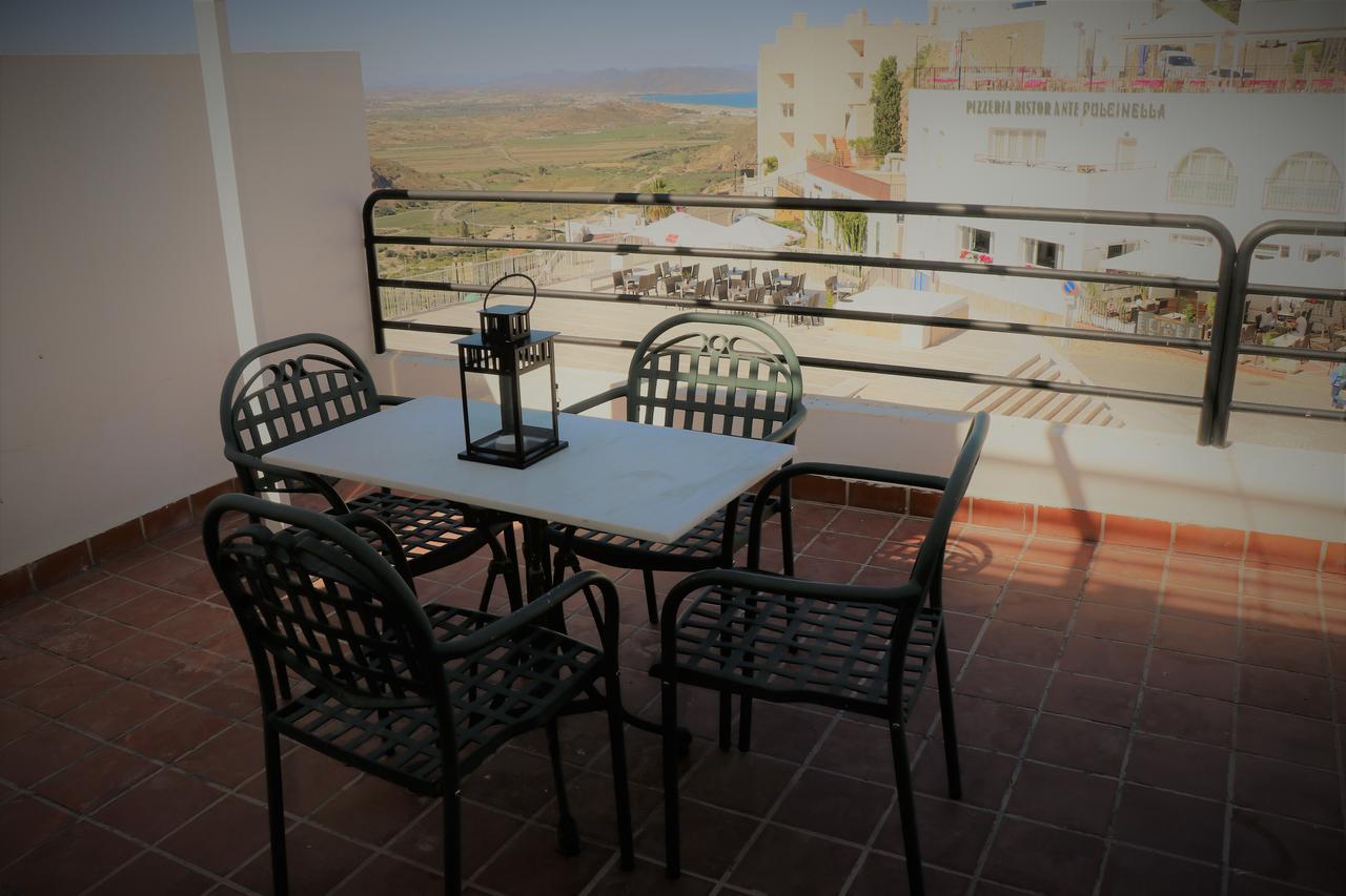 Hostal Arco Plaza Мохакар Экстерьер фото